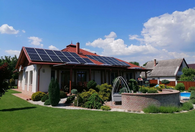 PR&Iacute;BEHY &Uacute;SPECHOV SOL&Aacute;RNYCH INŠTAL&Aacute;CI&Iacute;